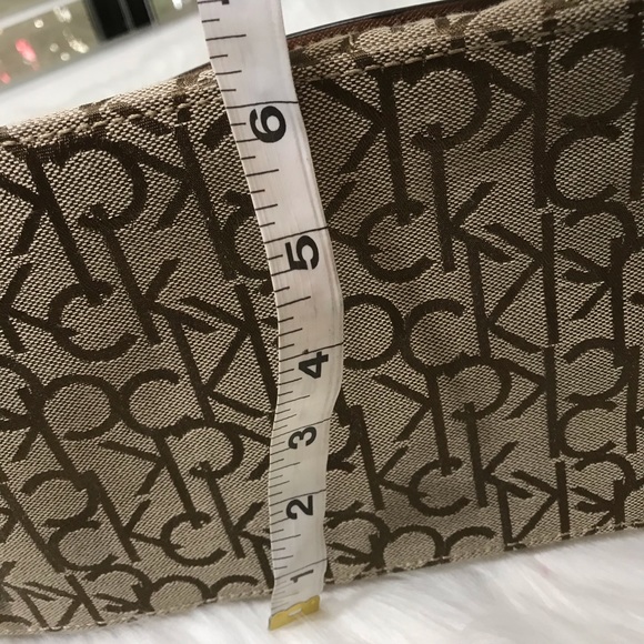 Calvin Klein NWT Logo Monogram Purse Multi-Strap - Picture 7 of 8